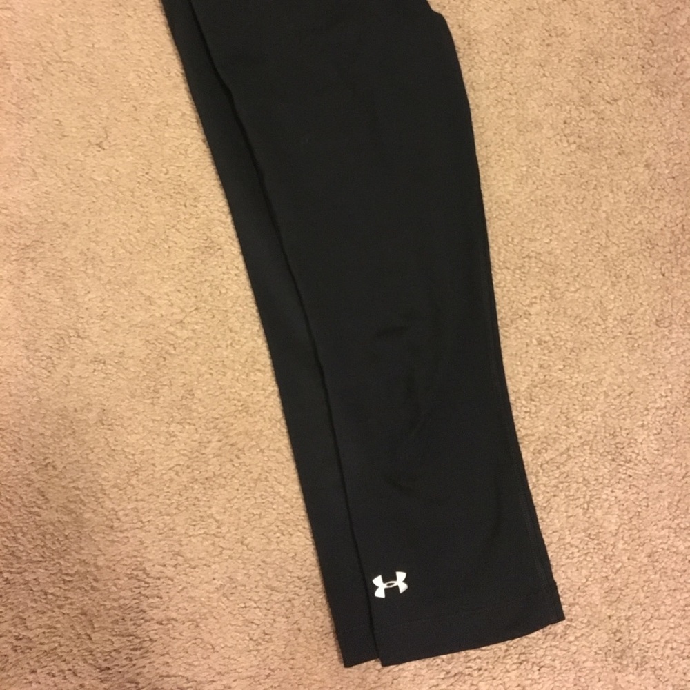 Under armour crop leggings